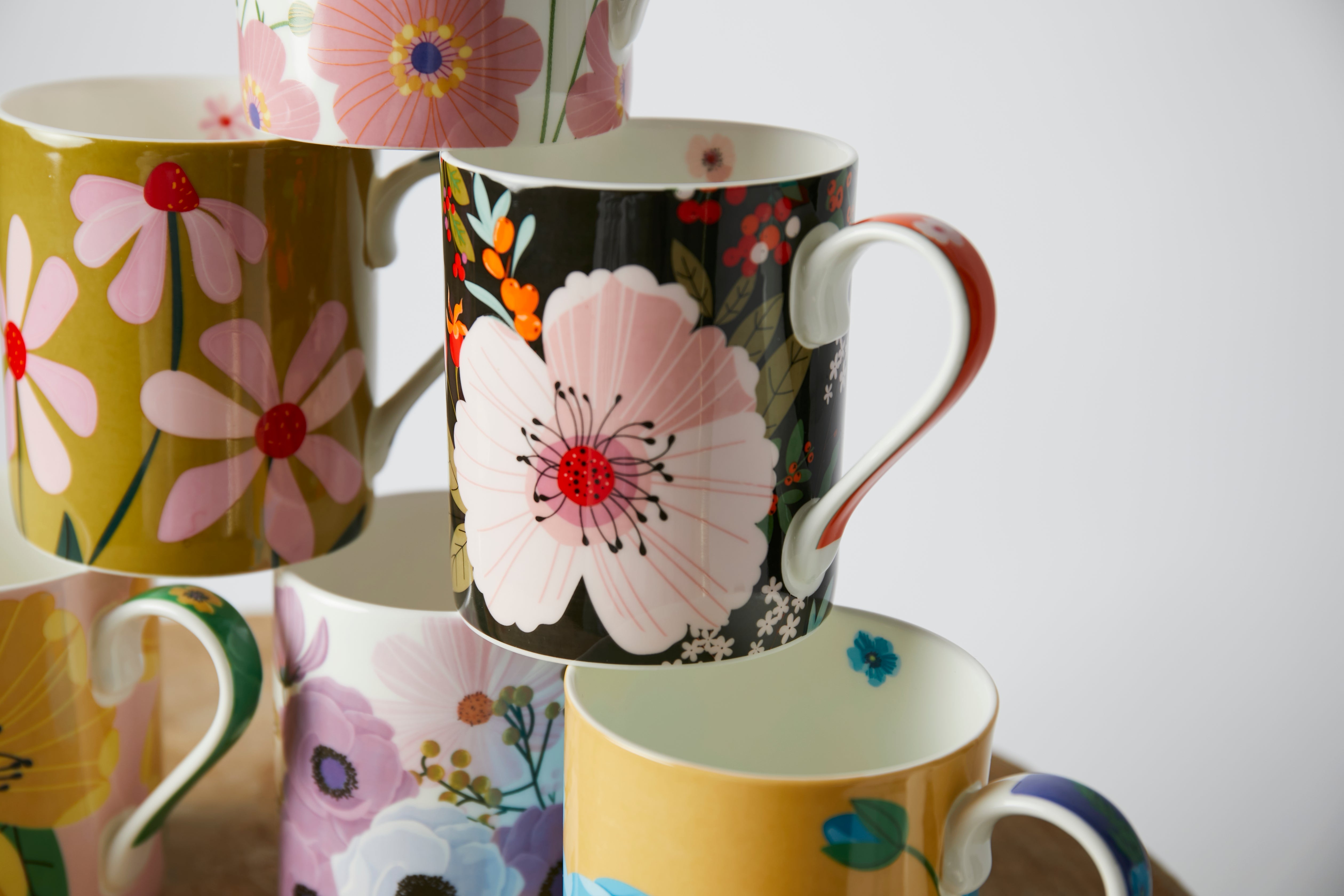 mugs